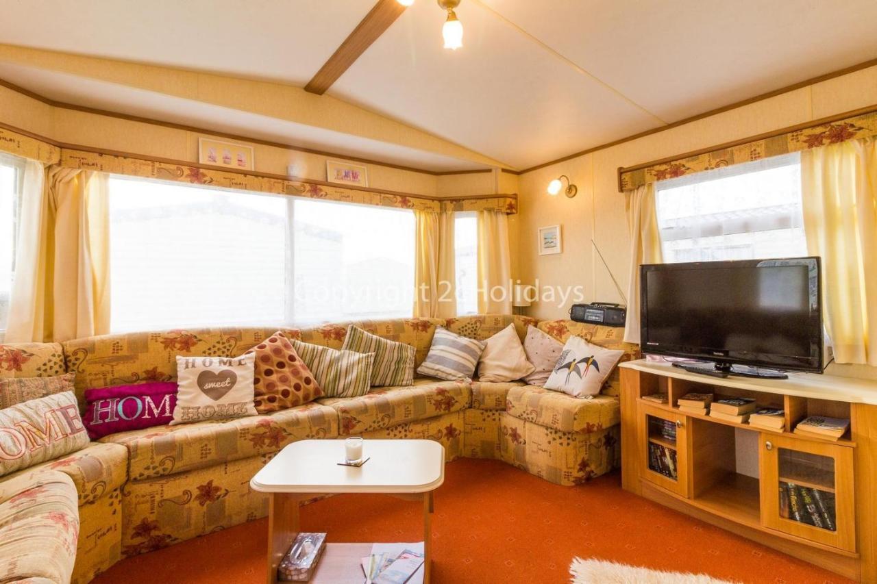 Hotel 8 Berth Caravan For Hire At Heacham Holiday Park In Norfolk Ref 21024F Exterior foto
