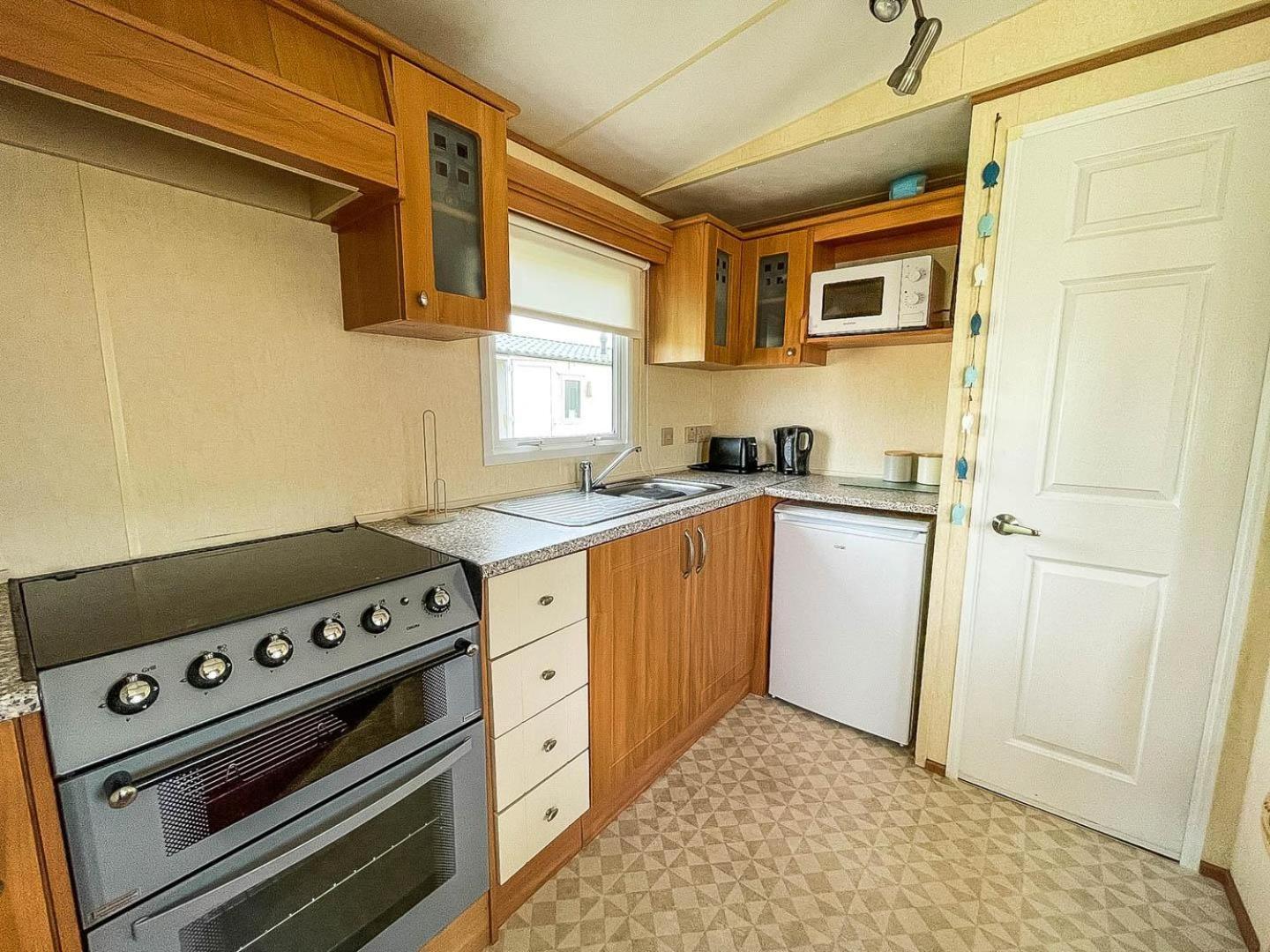 Hotel 8 Berth Caravan For Hire At Heacham Holiday Park In Norfolk Ref 21024F Exterior foto